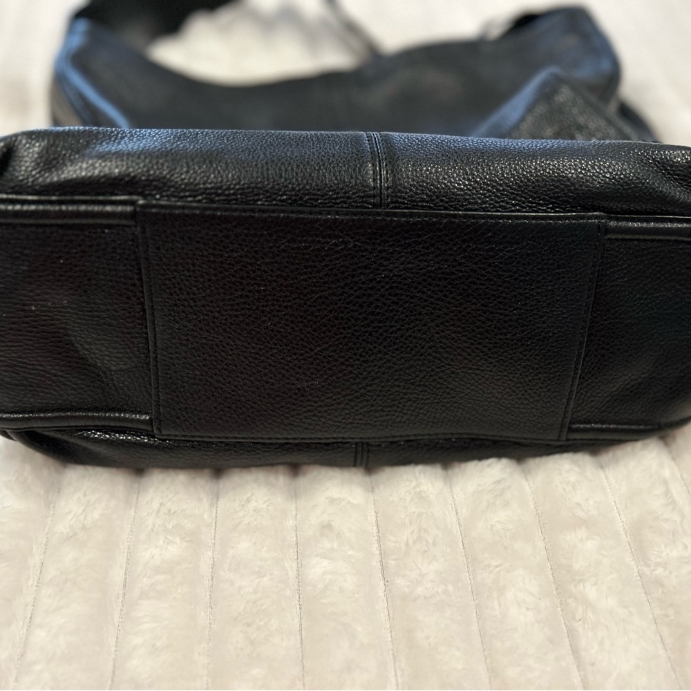 Coach Avery hobo bucket bag - Picture 4 of 5